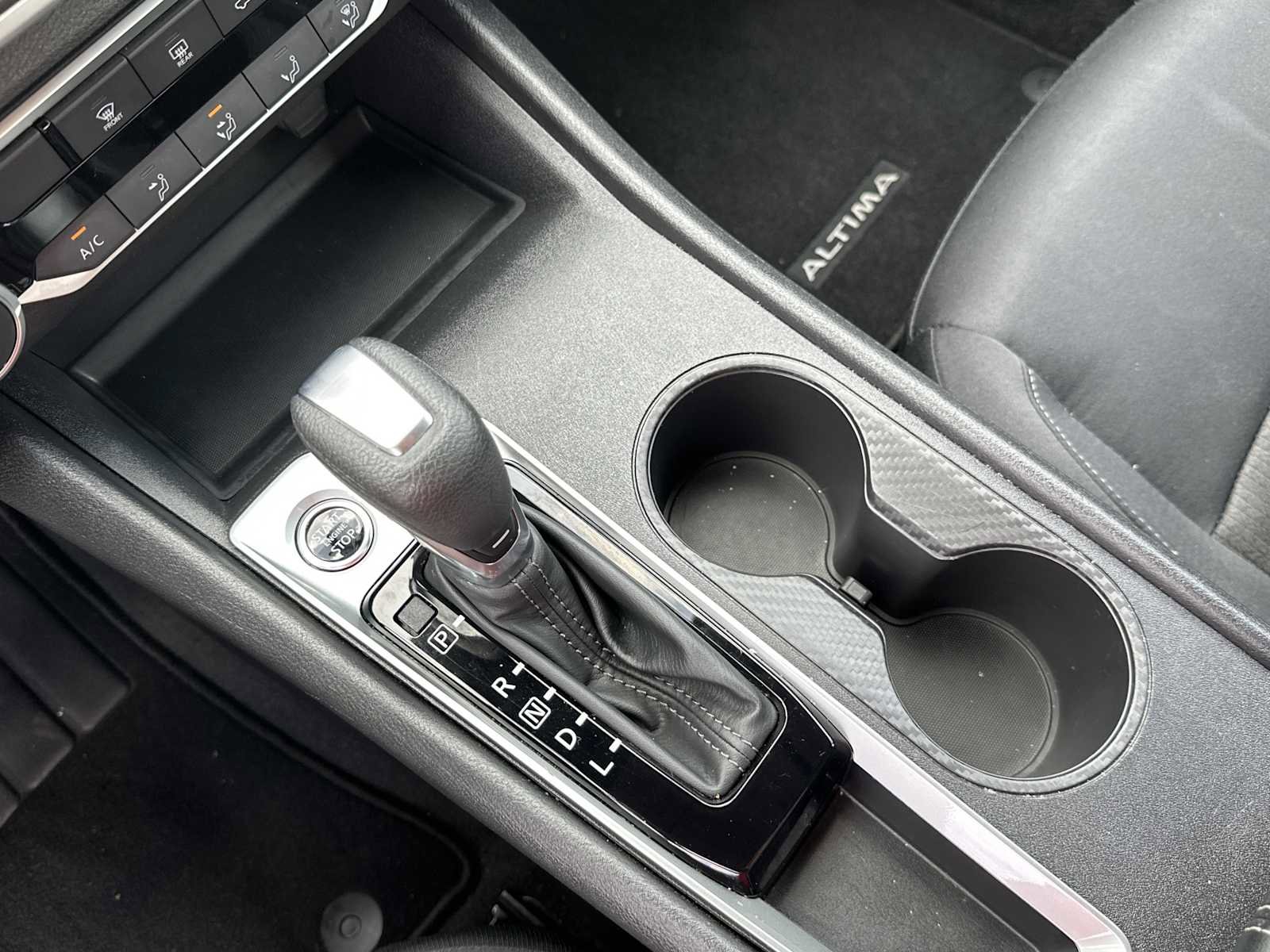 Used 2025 Nissan Altima 2.5 SV FWD image 20