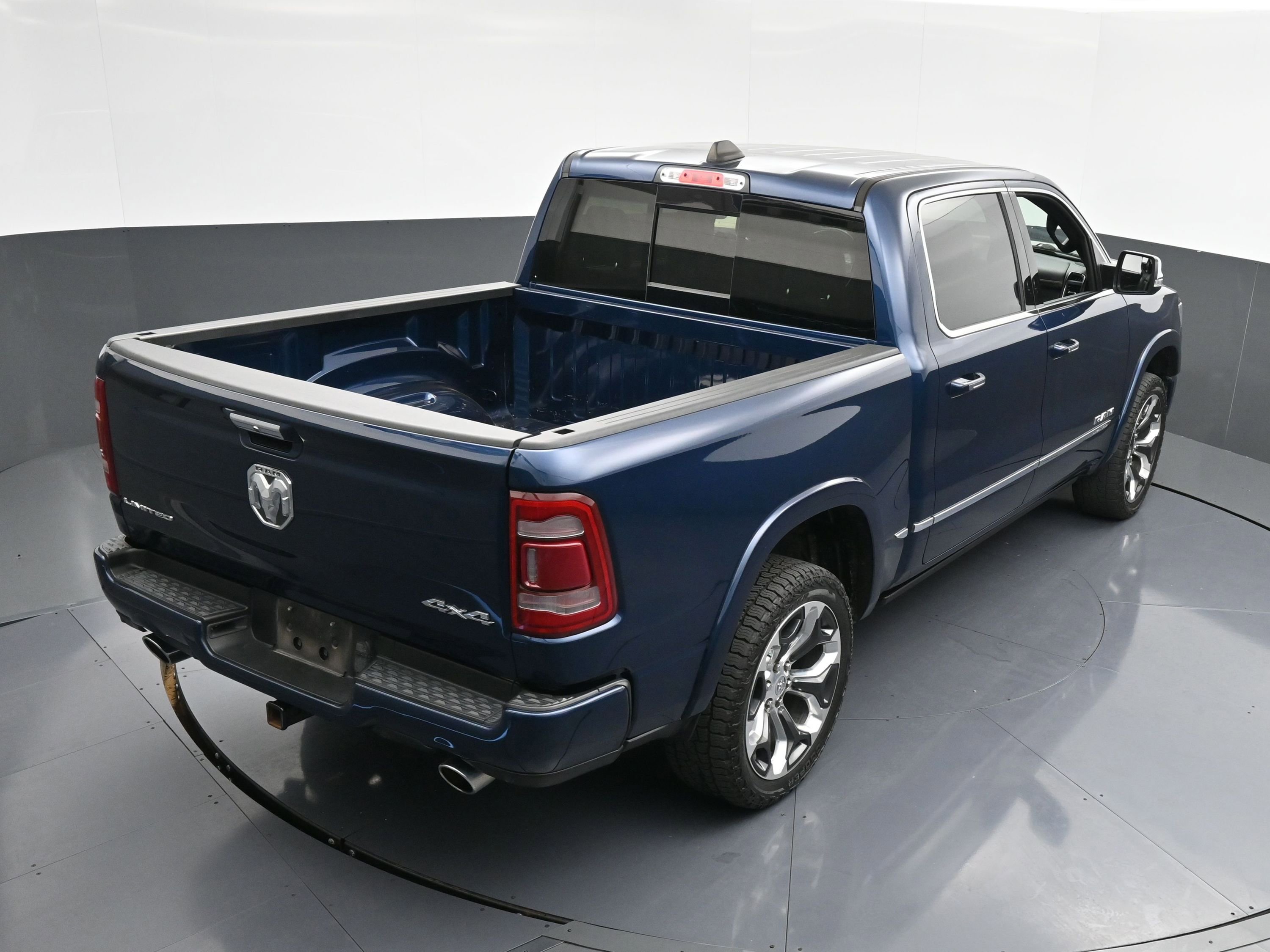 Used 2022 RAM 1500 Limited w/ Body Color Bumper Group image 37