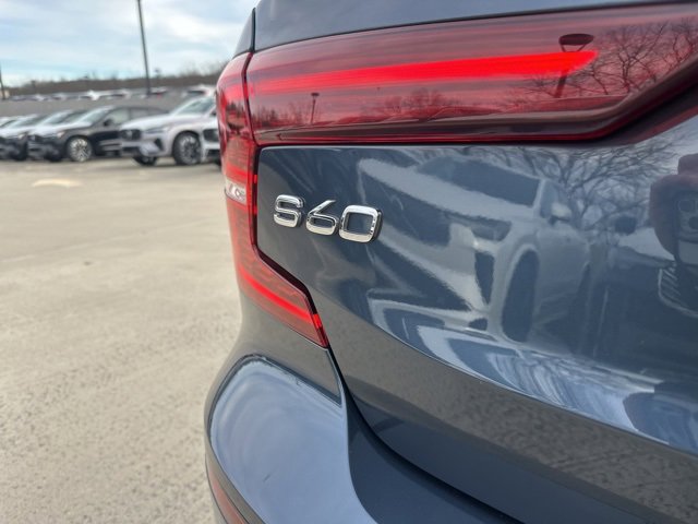 Used 2019 Volvo S60 T6 Momentum w/ Multimedia Package image 37