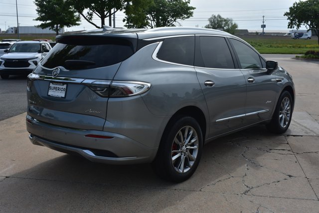 Used 2023 Buick Enclave Avenir w/ Avenir Technology Package FWD image 5