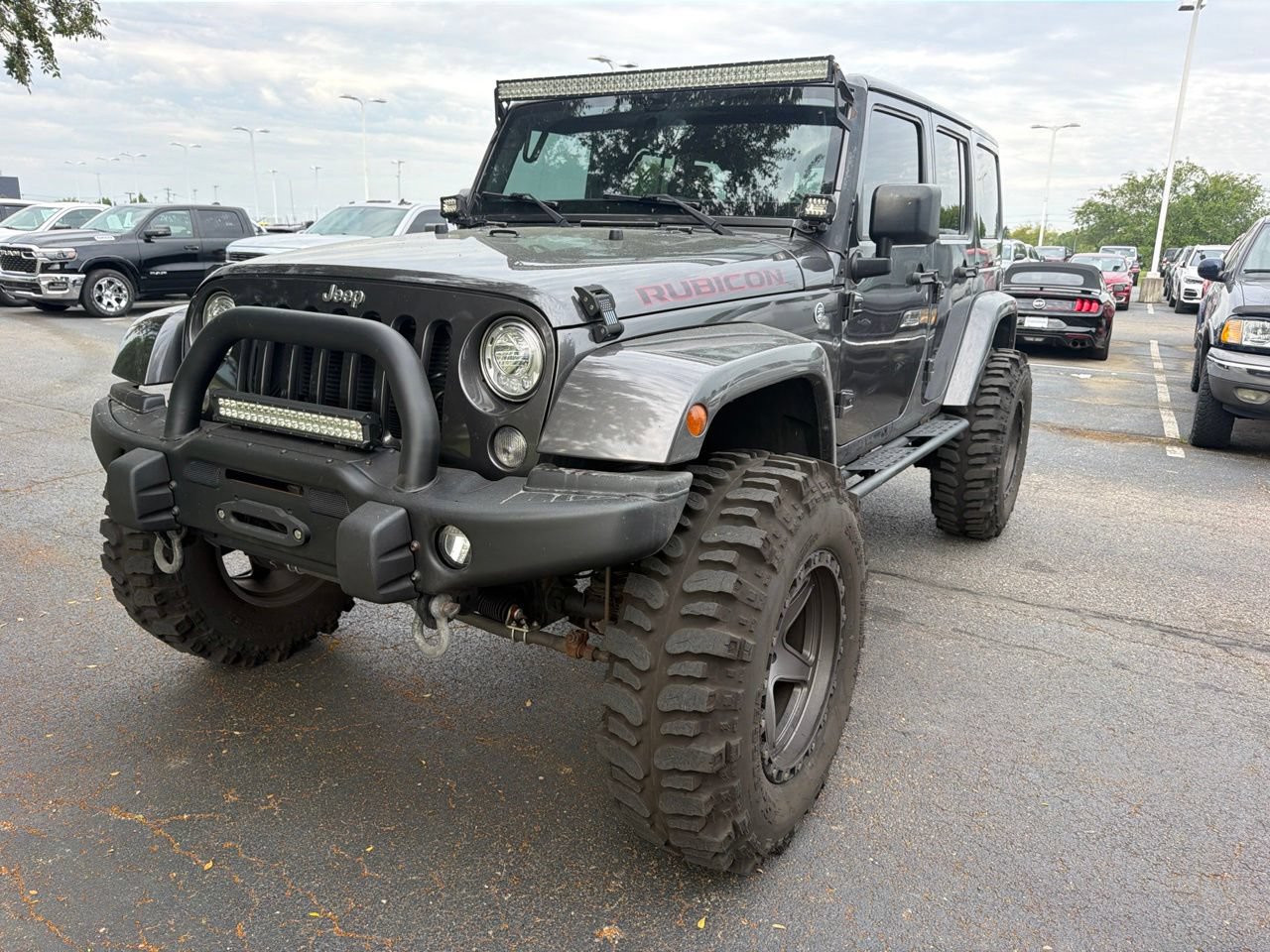 Used 2017 Jeep Wrangler Unlimited Rubicon w/ Cold Weather Group AWD/4WD image 3