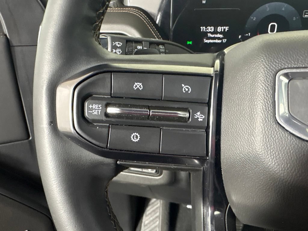 Used 2025 GMC Yukon AT4 w/ AT4 Premium Plus Package AWD/4WD image 18