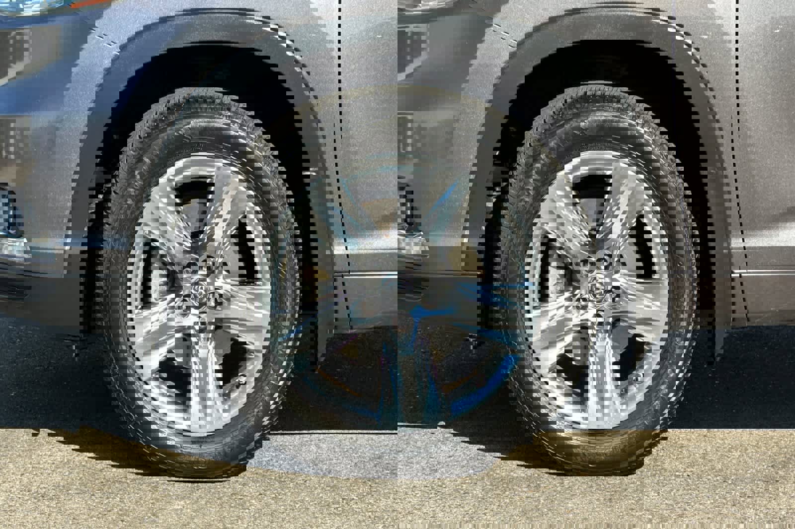 Used 2016 Toyota Highlander Limited image 33