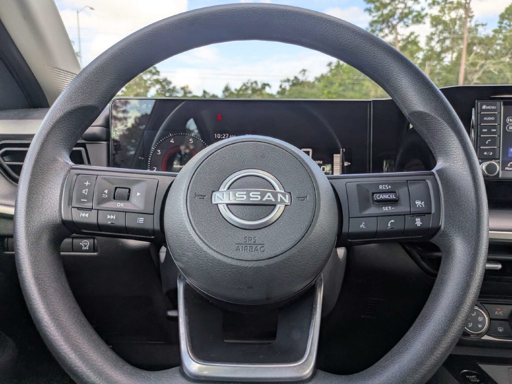 Used 2025 Nissan Kicks S FWD image 30