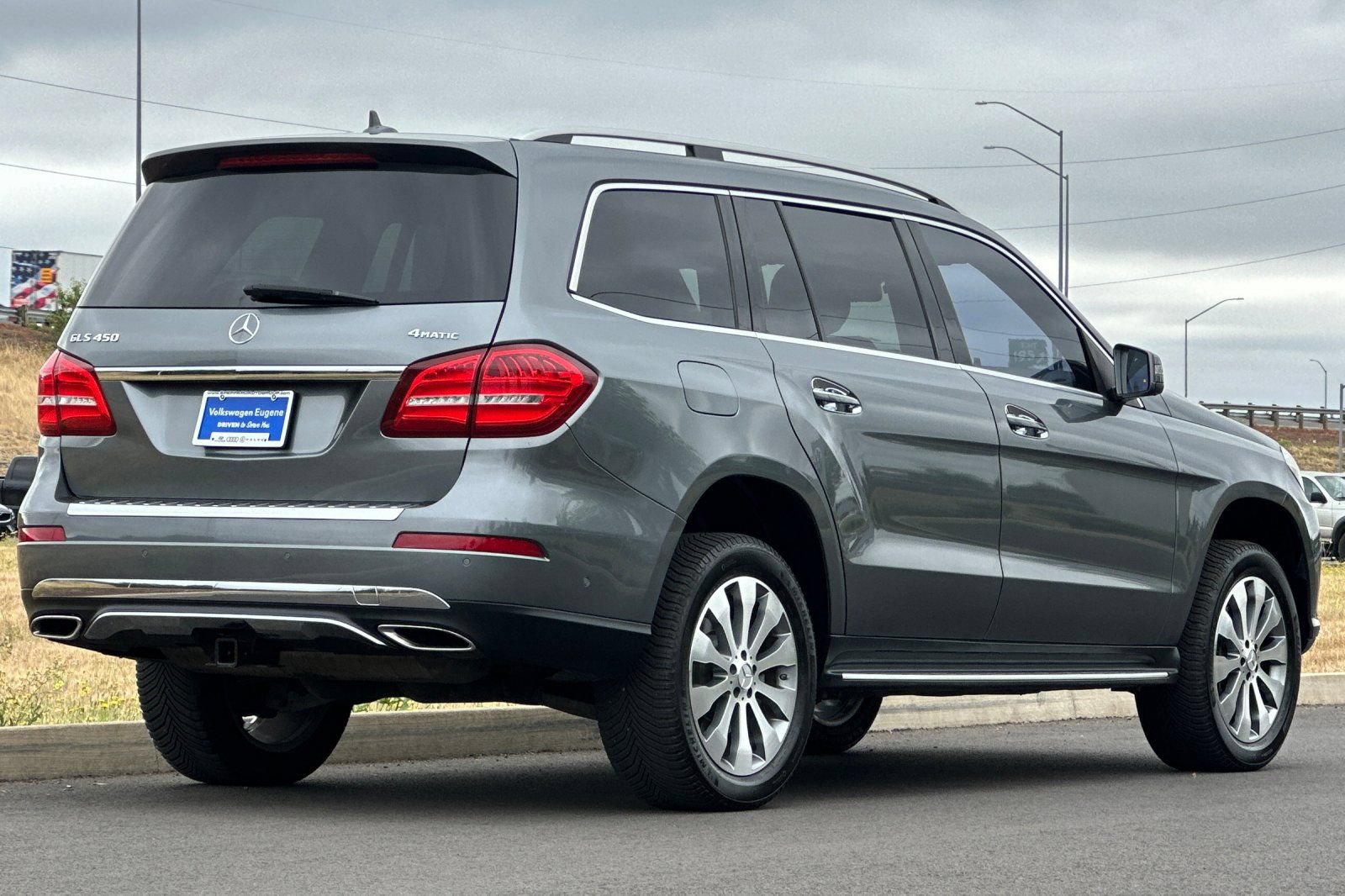 Used 2017 Mercedes-Benz GLS 450 4MATIC image 3