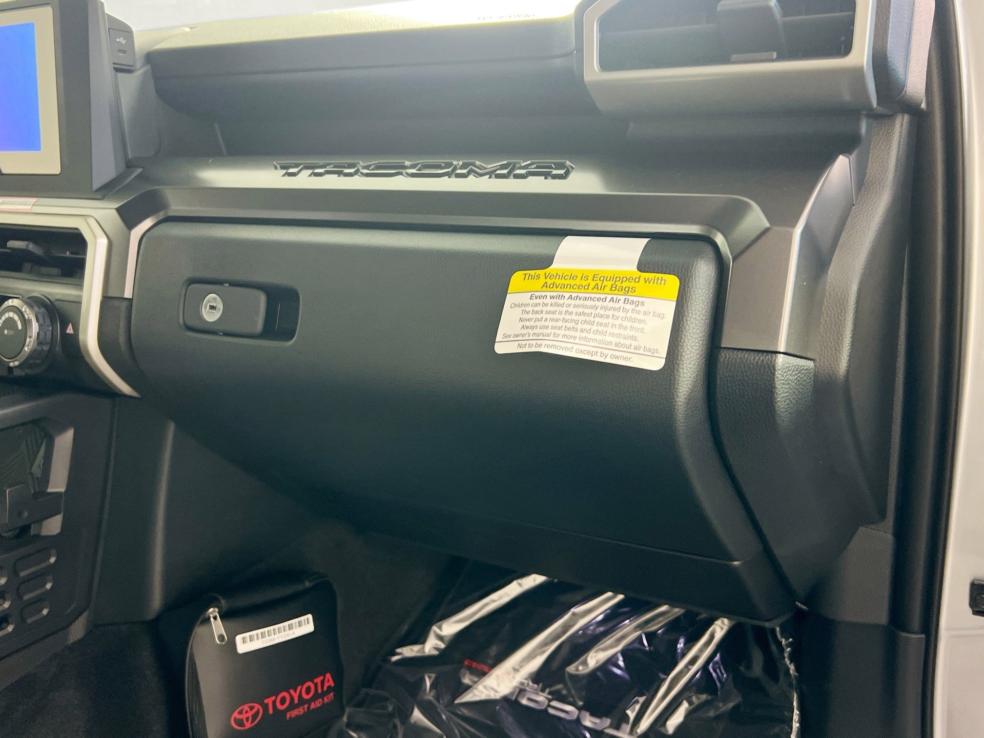 New 2025 Toyota Tacoma TRD Off-Road image 34