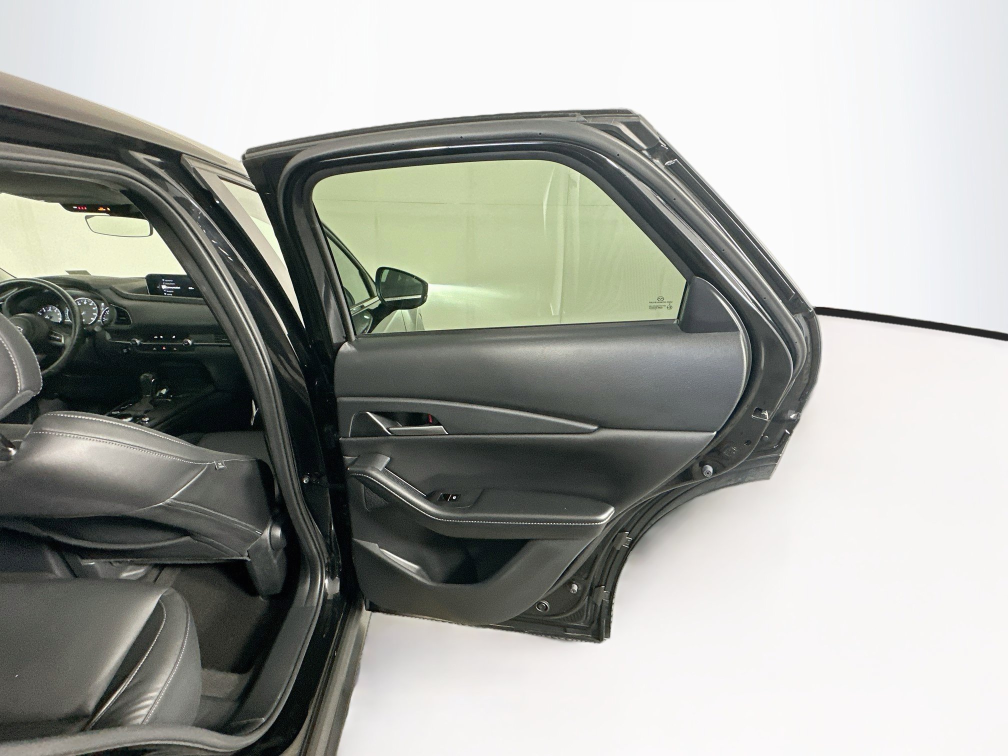 Used 2022 MAZDA CX-30 AWD 2.5 S w/ Select Package image 29