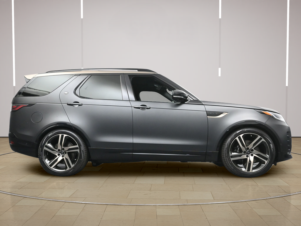 New 2026 Land Rover Discovery Limited Edition AWD/4WD image 29