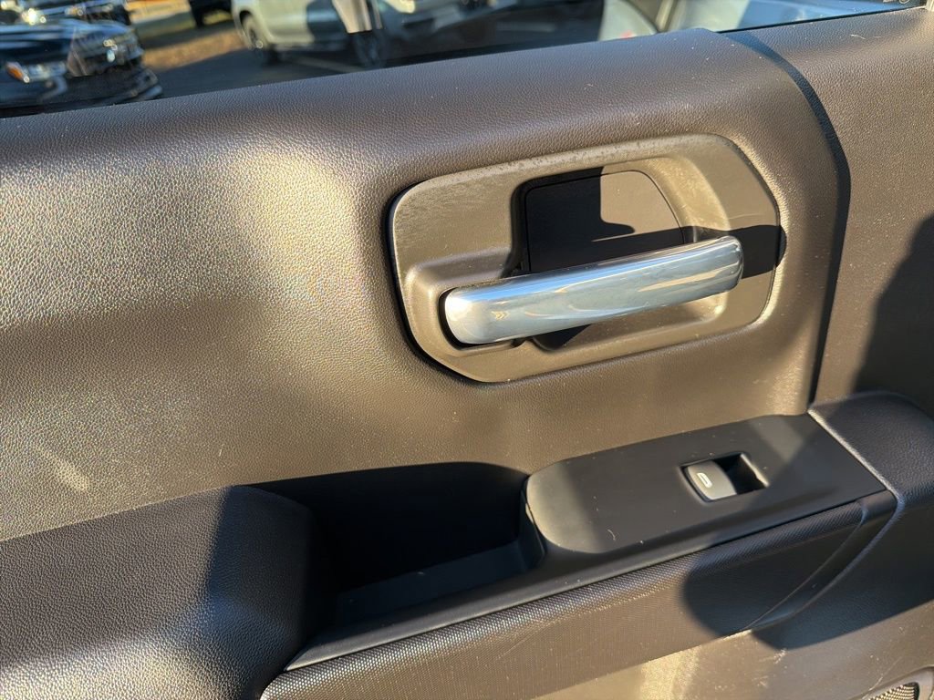 Certified 2022 Chevrolet Silverado 1500 Custom w/ Rally Edition image 33