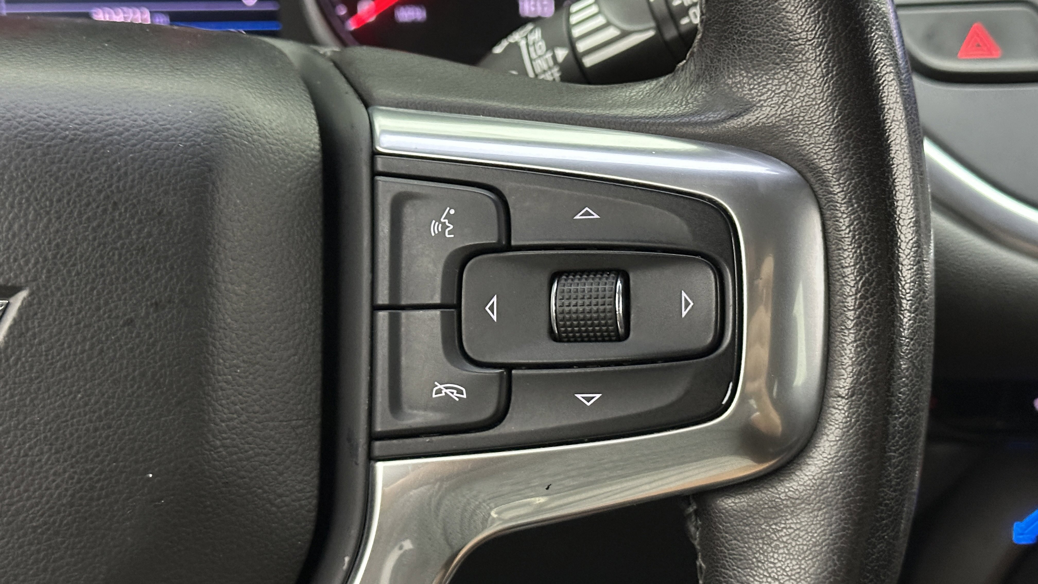 Used 2019 Chevrolet Blazer LT image 21