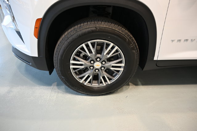New 2027 Chevrolet Traverse LT AWD/4WD image 29