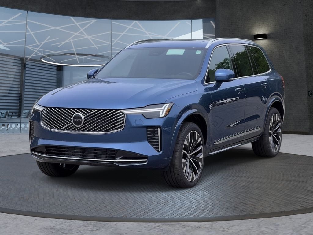 New 2026 Volvo XC90 B5 Core AWD/4WD image 2