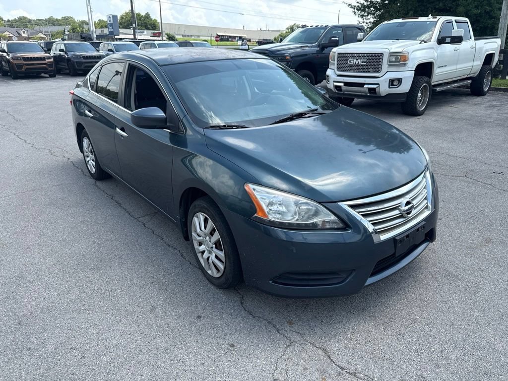 Used 2014 Nissan Sentra SV w/ SV Driver Package FWD image 2