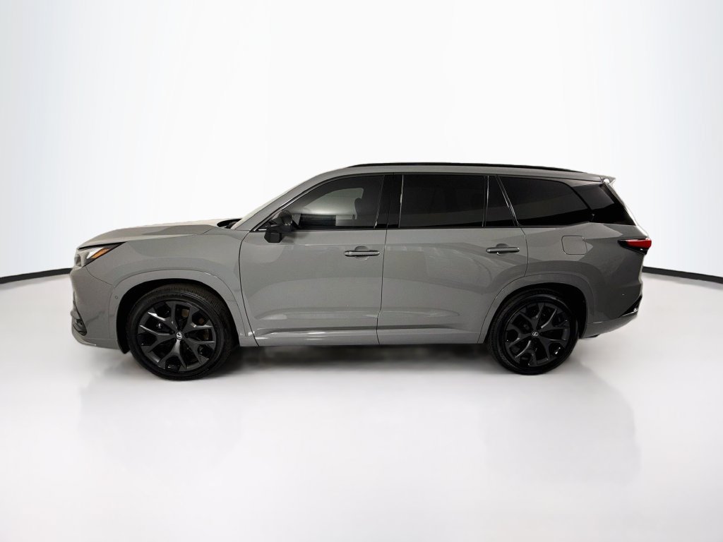 Used 2026 Lexus TX 500h AWD w/ Technology Package image 8