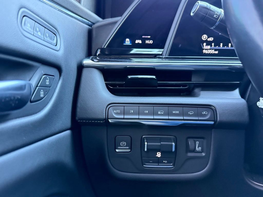 Used 2021 Cadillac Escalade Sport w/ Driver Assist Tech Package image 12