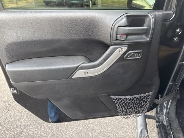 Used 2014 Jeep Wrangler Unlimited Sahara w/ Dual Top Group image 14