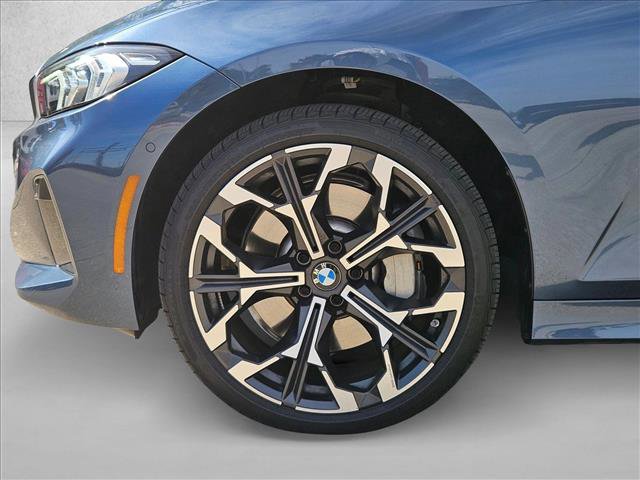 Certified 2025 BMW 330i Sedan image 9