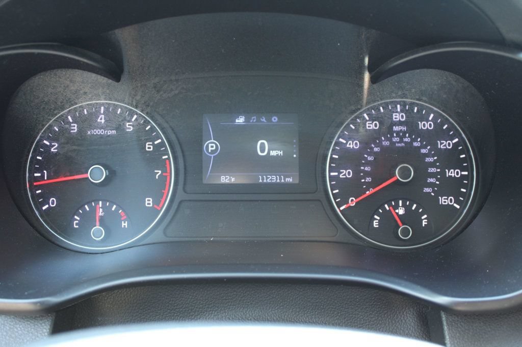 Used 2018 Kia Optima S FWD image 14