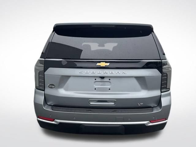 Used 2026 Chevrolet Suburban LT w/ Comfort Package AWD/4WD image 15
