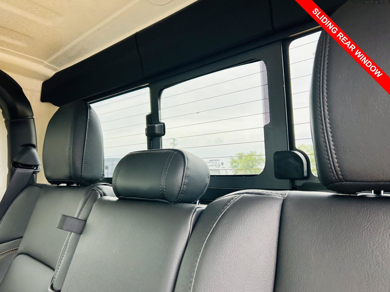 New 2026 Jeep Gladiator Sport AWD/4WD image 9