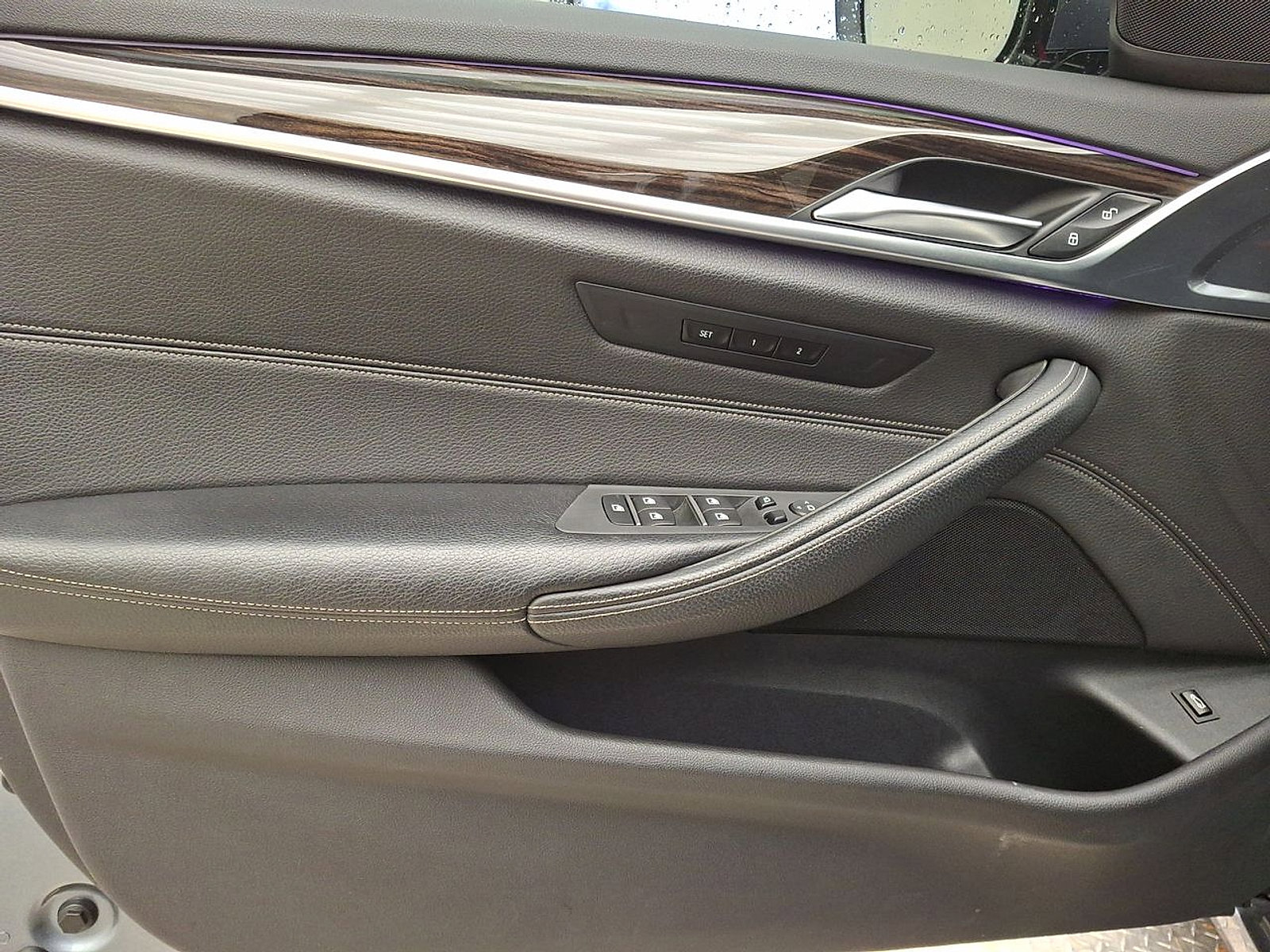 Used 2017 BMW 530i xDrive image 10