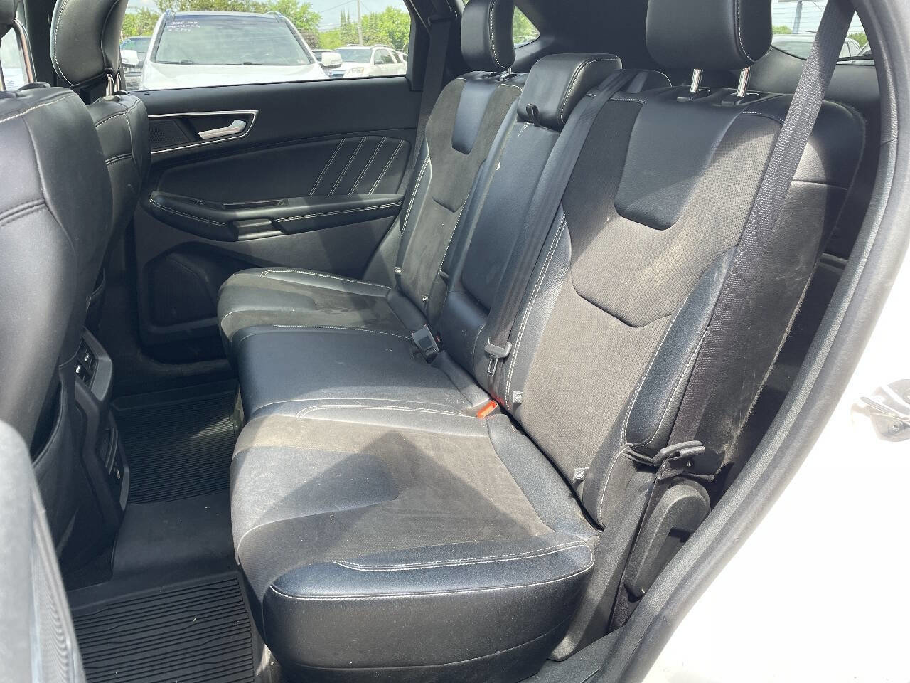 Used 2019 Ford Edge ST w/ Cold Weather Package AWD/4WD image 19