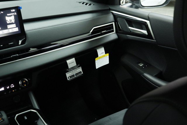 New 2026 Mitsubishi Outlander LE FWD image 21