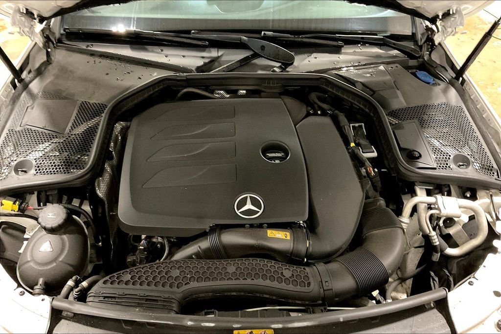 Used 2021 Mercedes-Benz C 300 4MATIC Sedan image 30