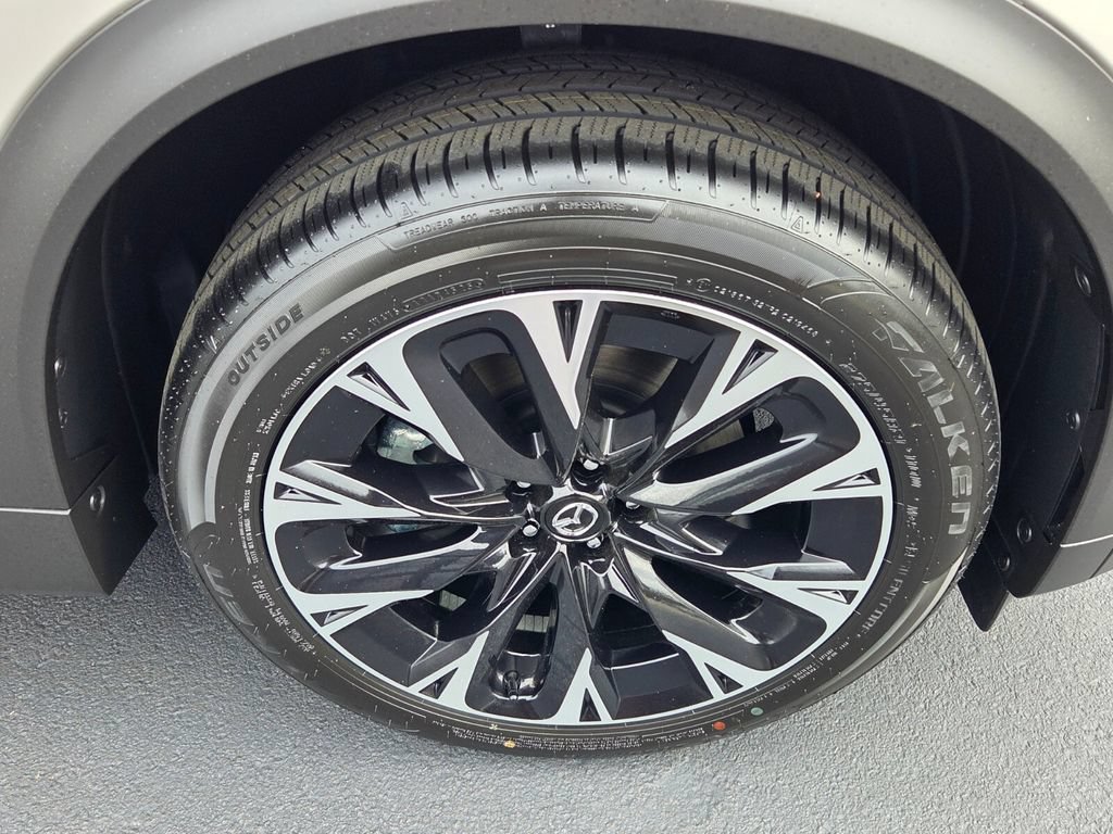New 2026 MAZDA CX-90 Plug-In Hybrid w/ Premium Plus AWD/4WD image 16
