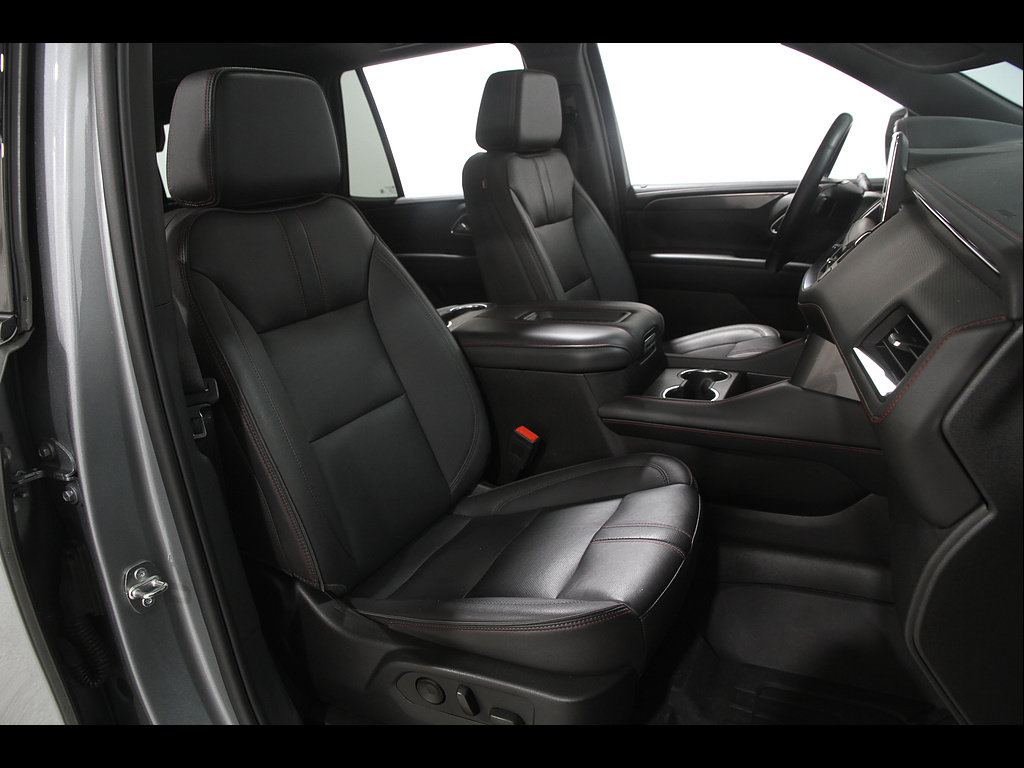 Used 2023 Chevrolet Tahoe RST w/ Luxury Package AWD/4WD image 16