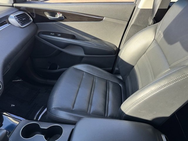 Used 2019 Kia Sorento EX image 24