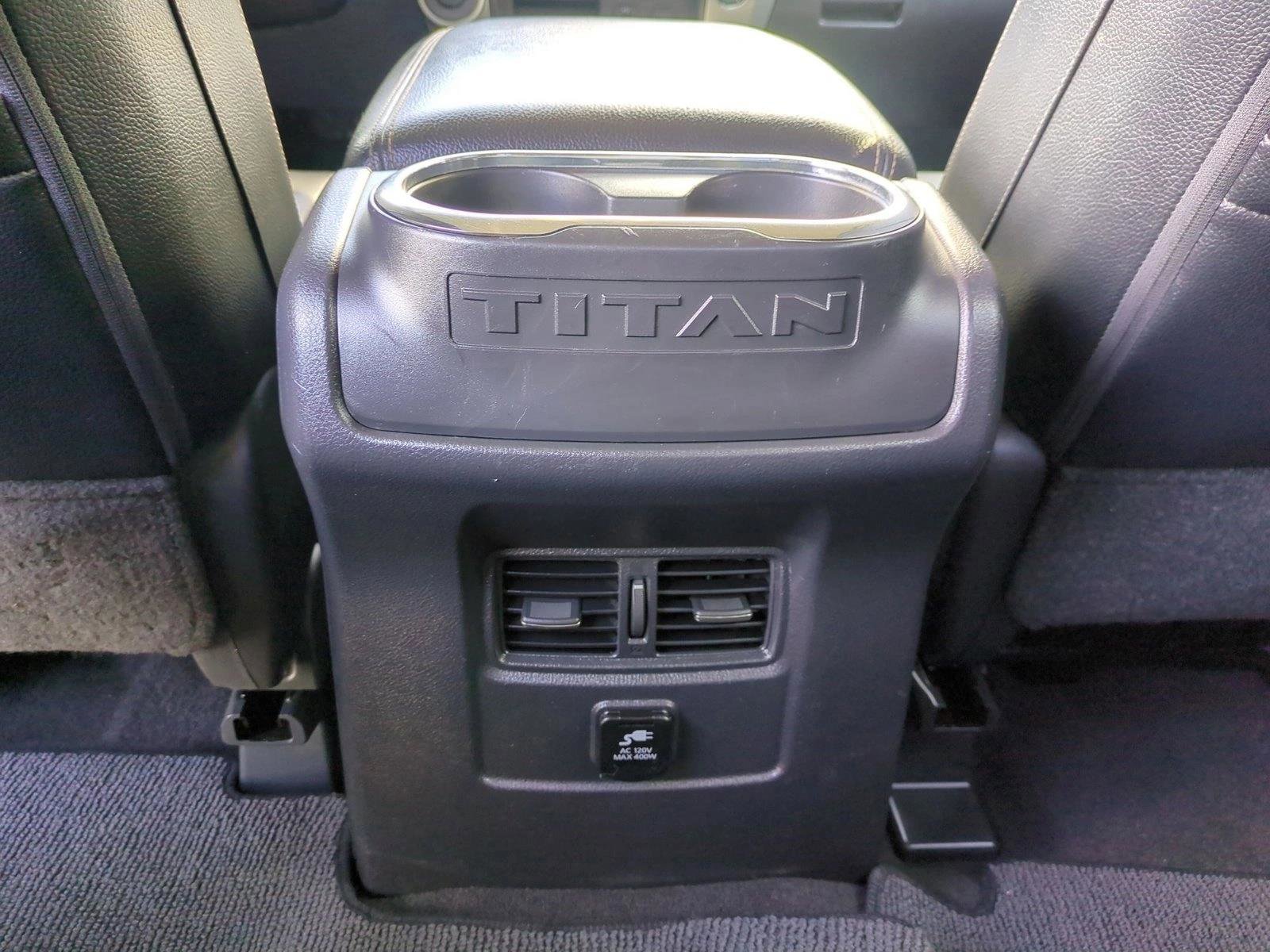 Used 2018 Nissan Titan SL AWD/4WD image 16