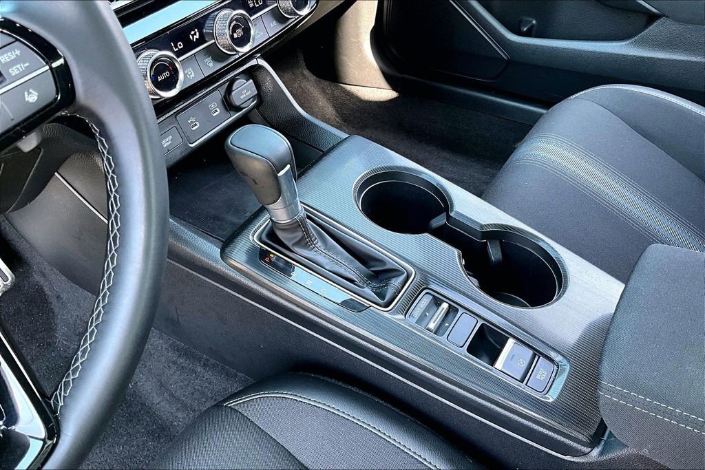 Used 2025 Honda Civic Sport image 15