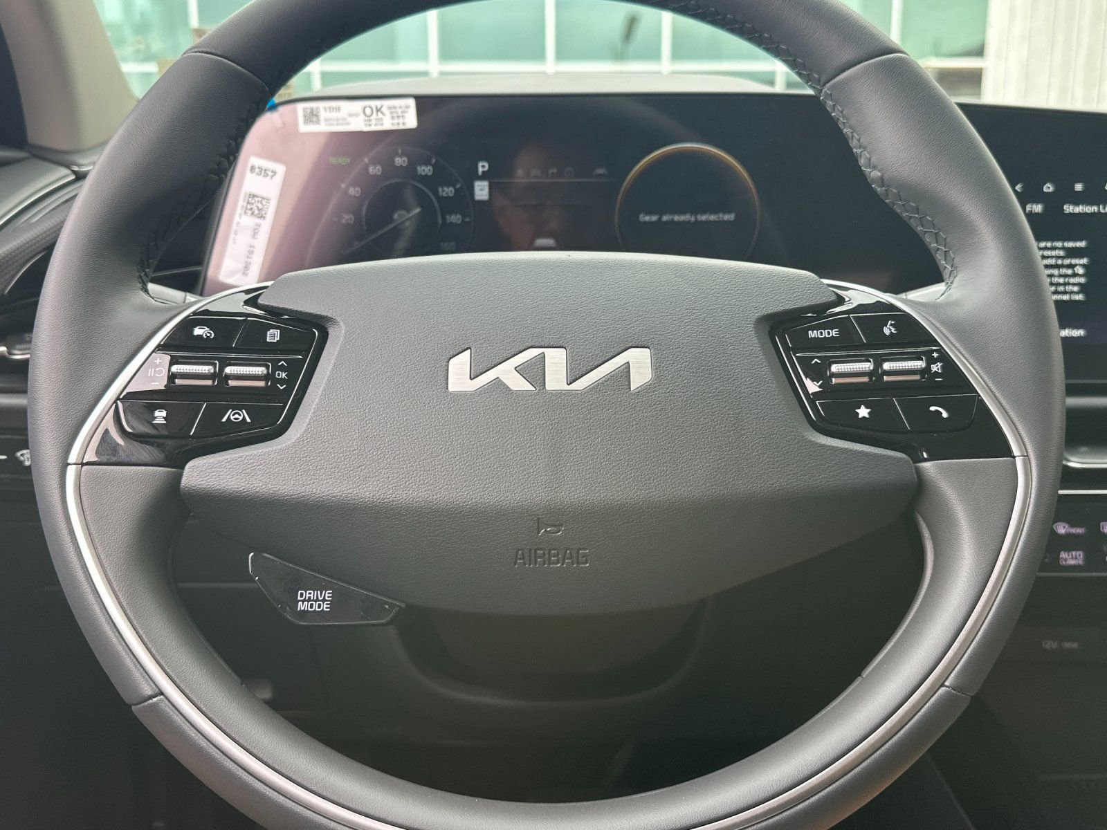 New 2026 Kia Niro Wind FWD image 24