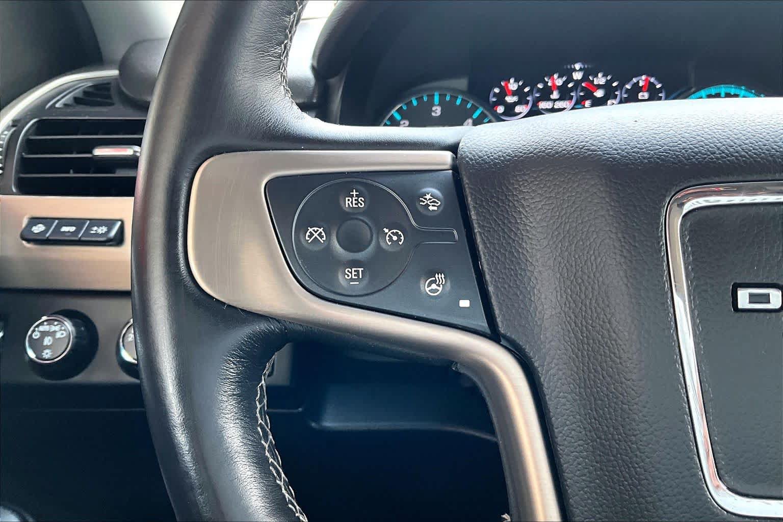 Used 2019 GMC Yukon Denali AWD/4WD image 24