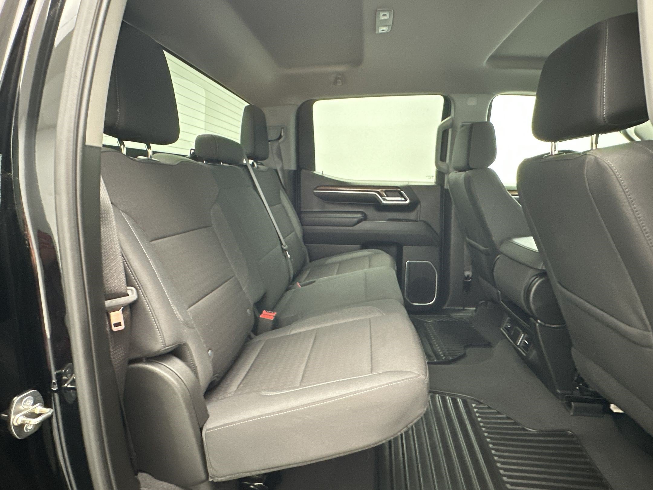 Certified 2023 Chevrolet Silverado 1500 RST w/ Z71 Off-Road Package AWD/4WD image 28