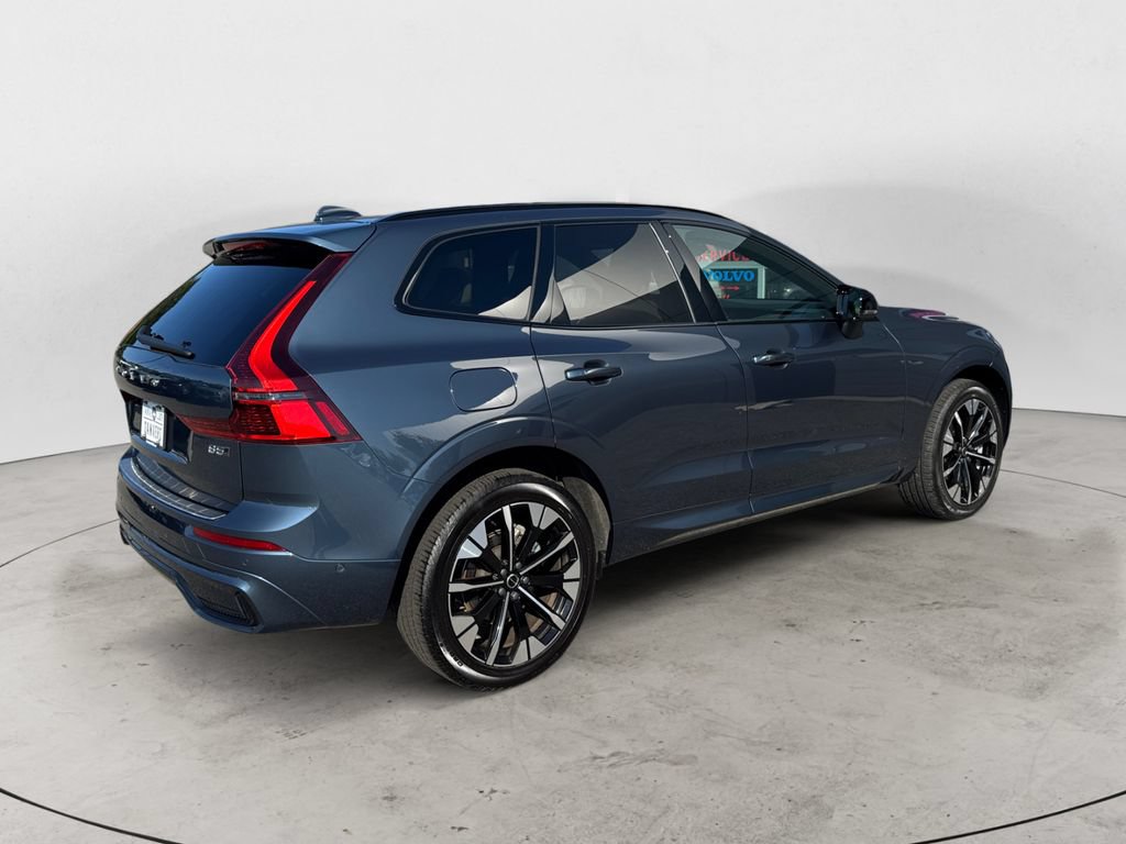 Certified 2026 Volvo XC60 B5 Plus AWD/4WD image 7