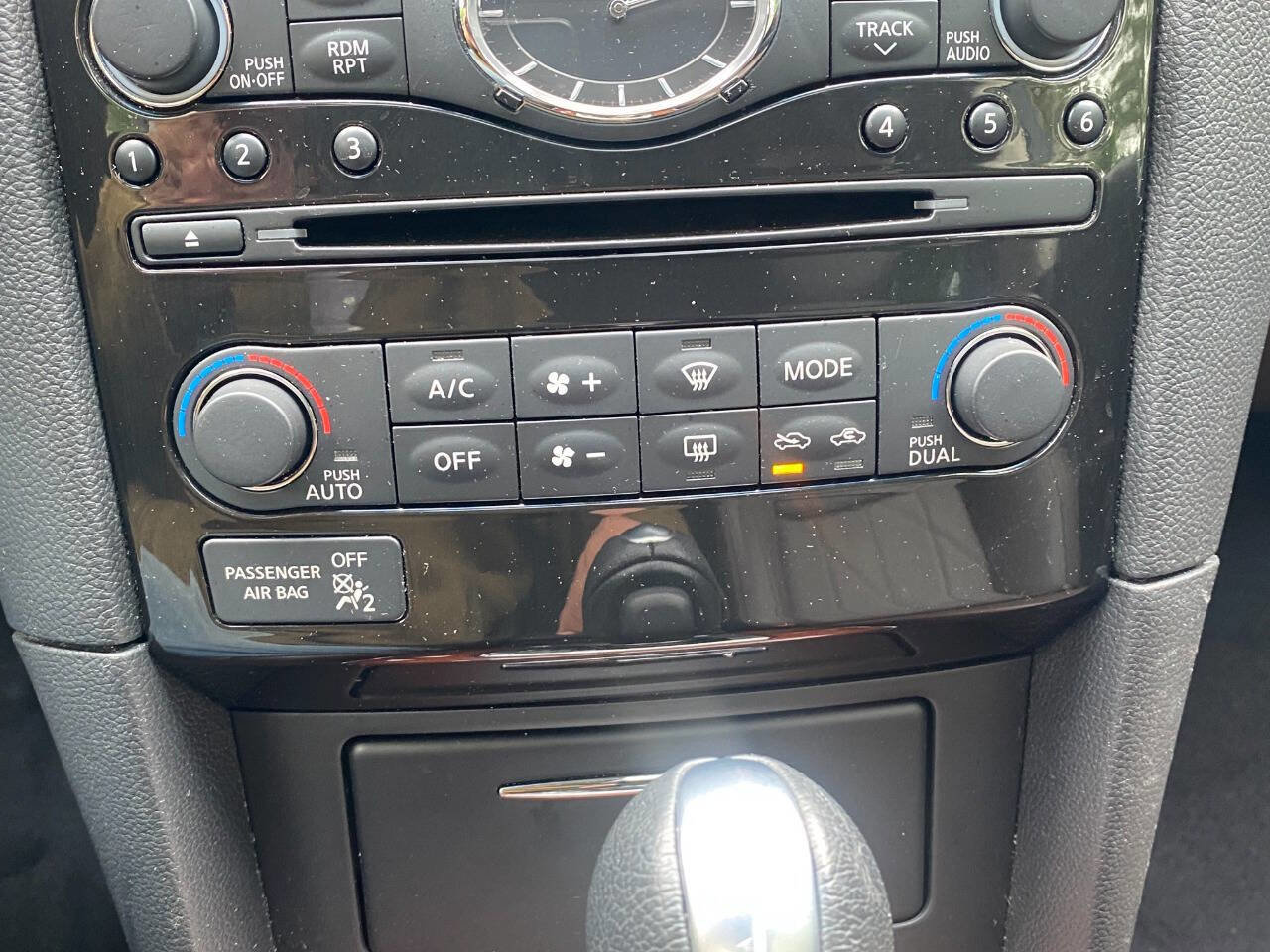 Used 2013 INFINITI FX37 2WD w/ Premium Pkg image 32