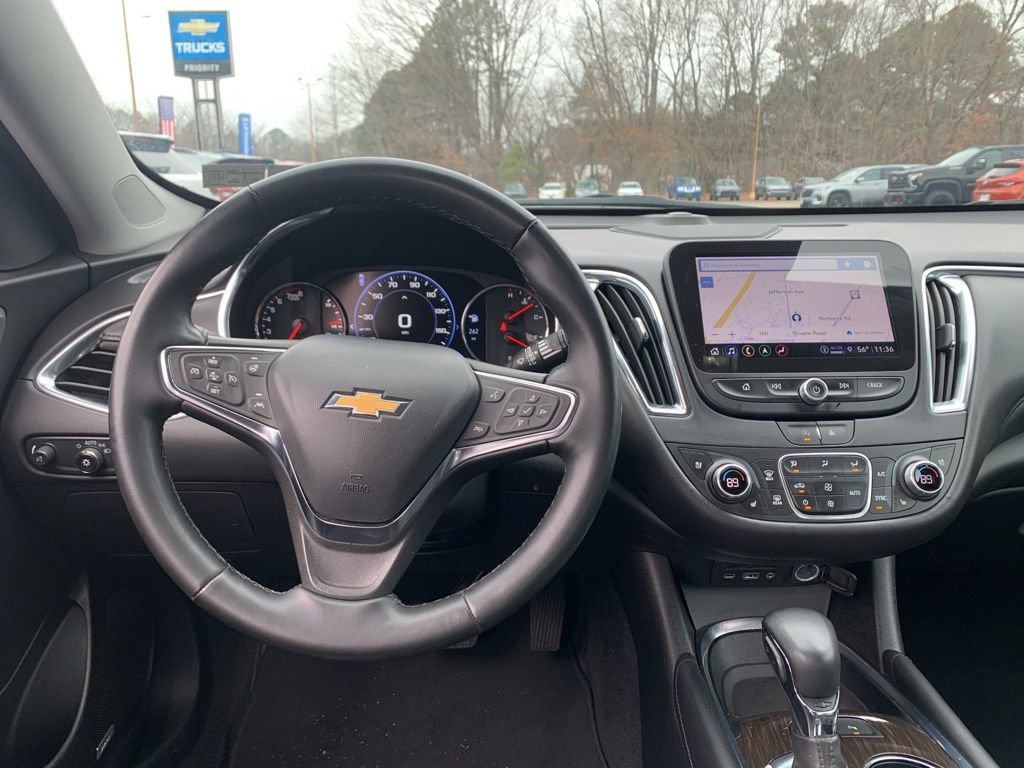 Used 2024 Chevrolet Malibu LT image 11