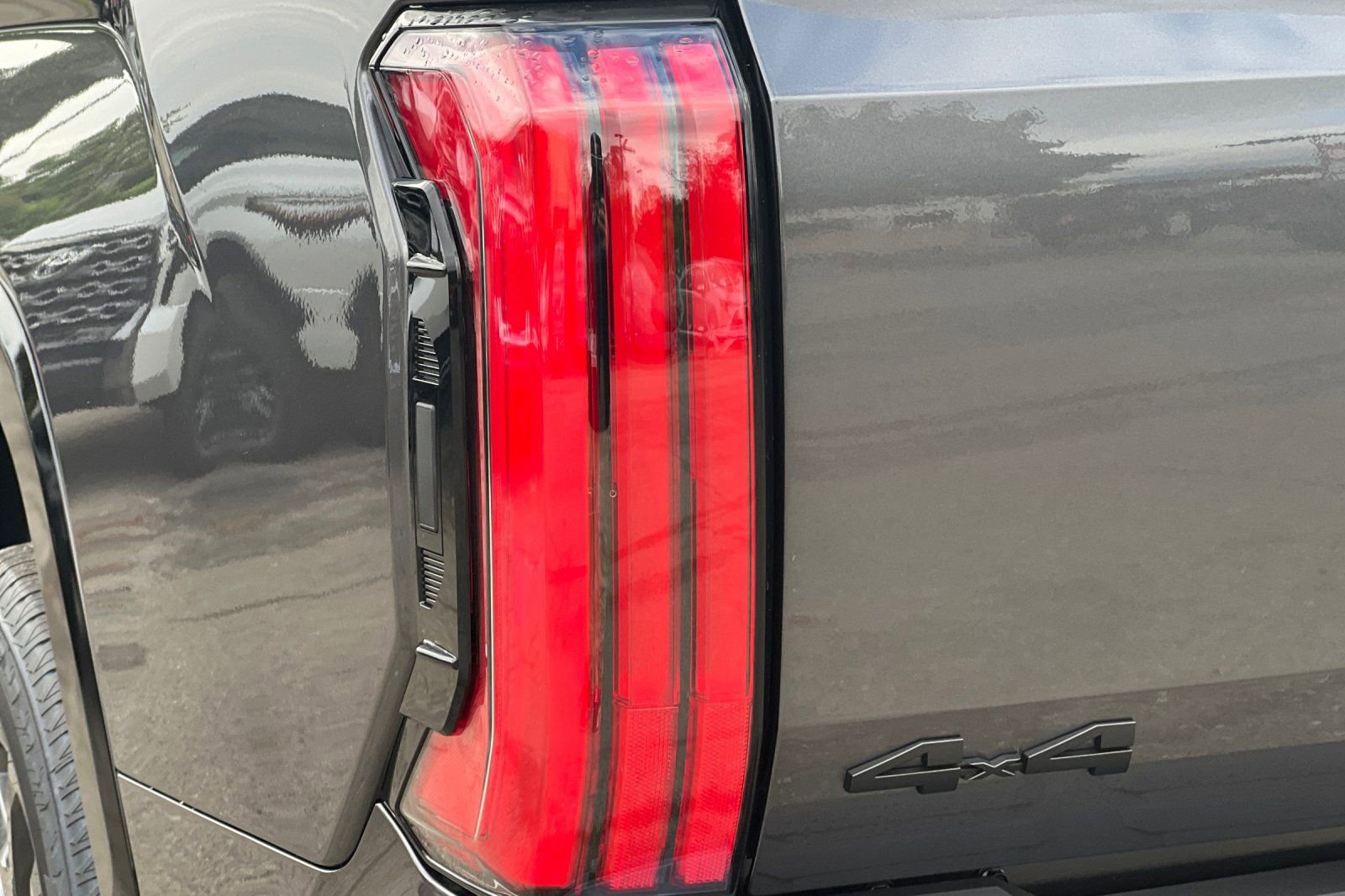 New 2025 Toyota Tundra Platinum image 31