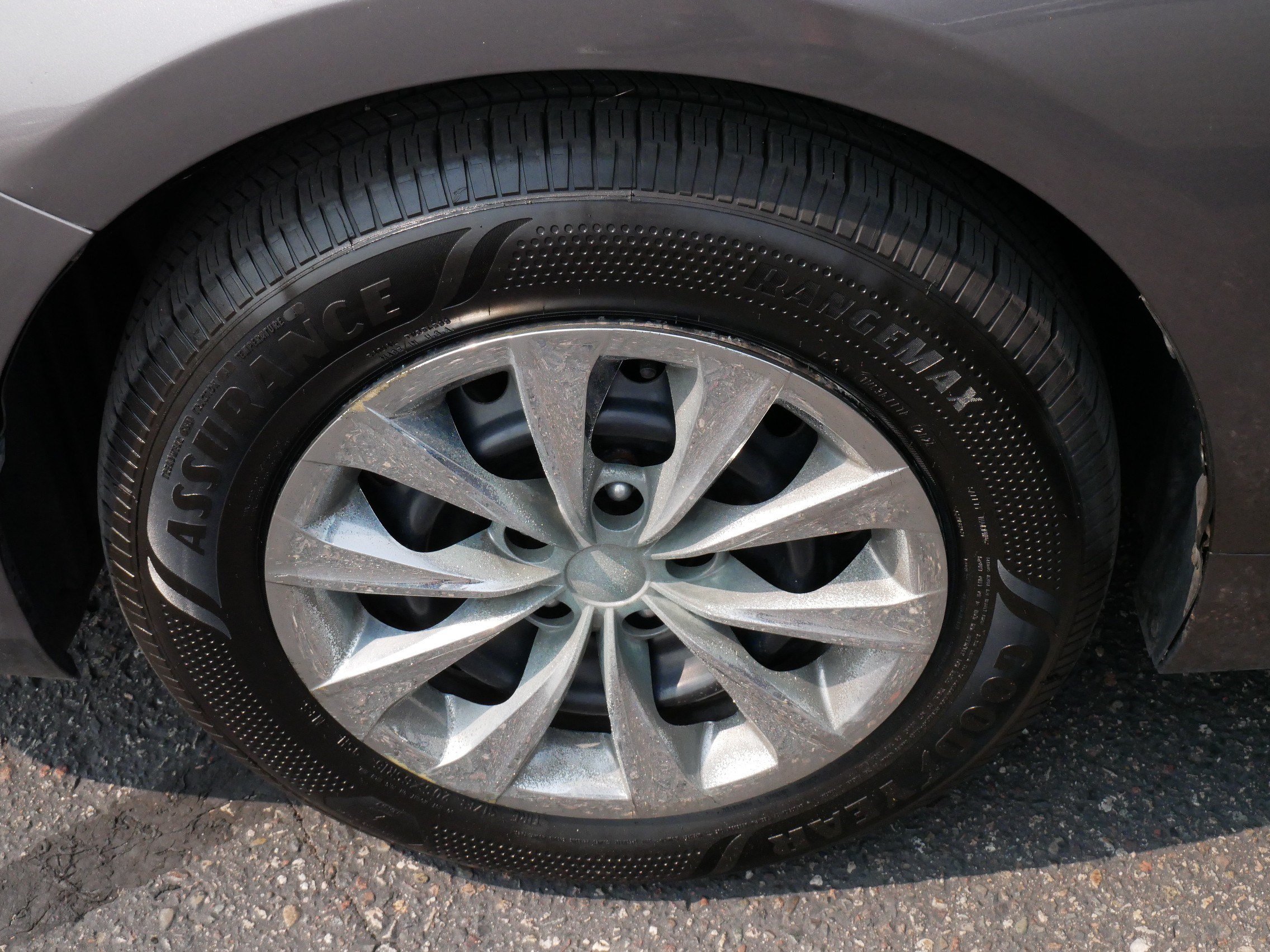 Used 2015 Toyota Camry LE FWD image 15