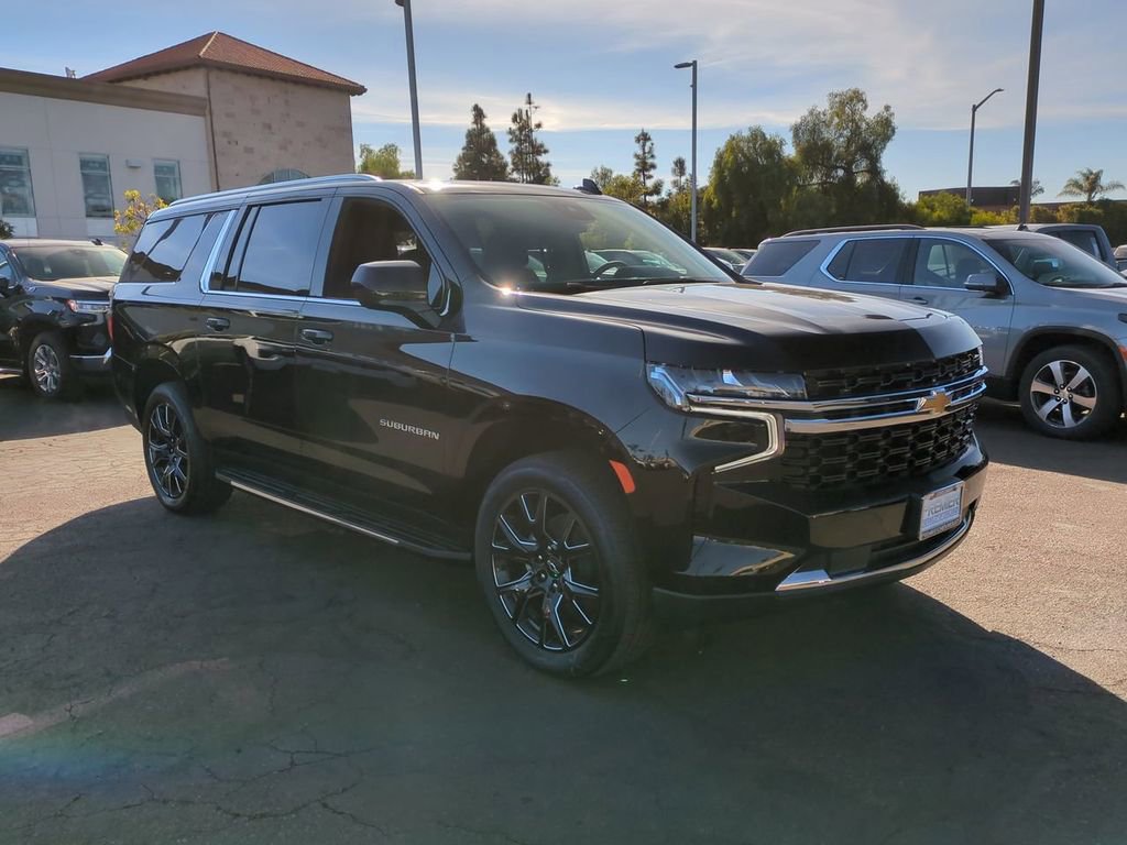 Certified 2023 Chevrolet Suburban LS w/ Driver Alert Package AWD/4WD image 7