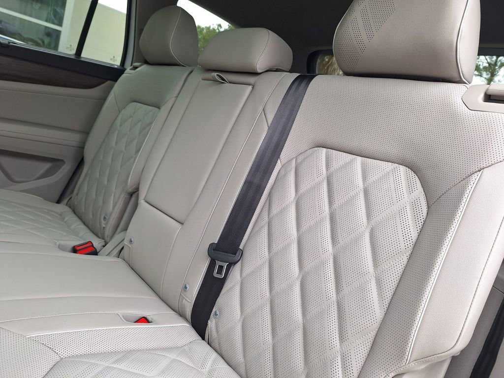 New 2026 Volkswagen Atlas SEL Premium R-Line image 24