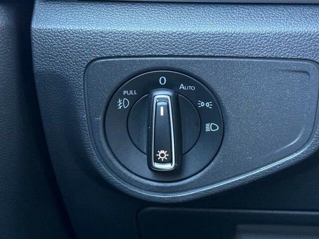 Used 2019 Volkswagen Atlas SEL image 34