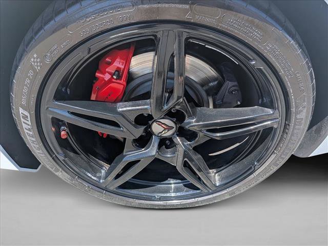 Used 2021 Chevrolet Corvette Stingray Preferred Cpe w/ Z51 Performance Package RWD image 17
