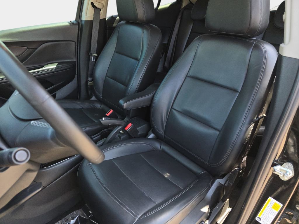 Used 2017 Buick Encore Essence FWD image 18