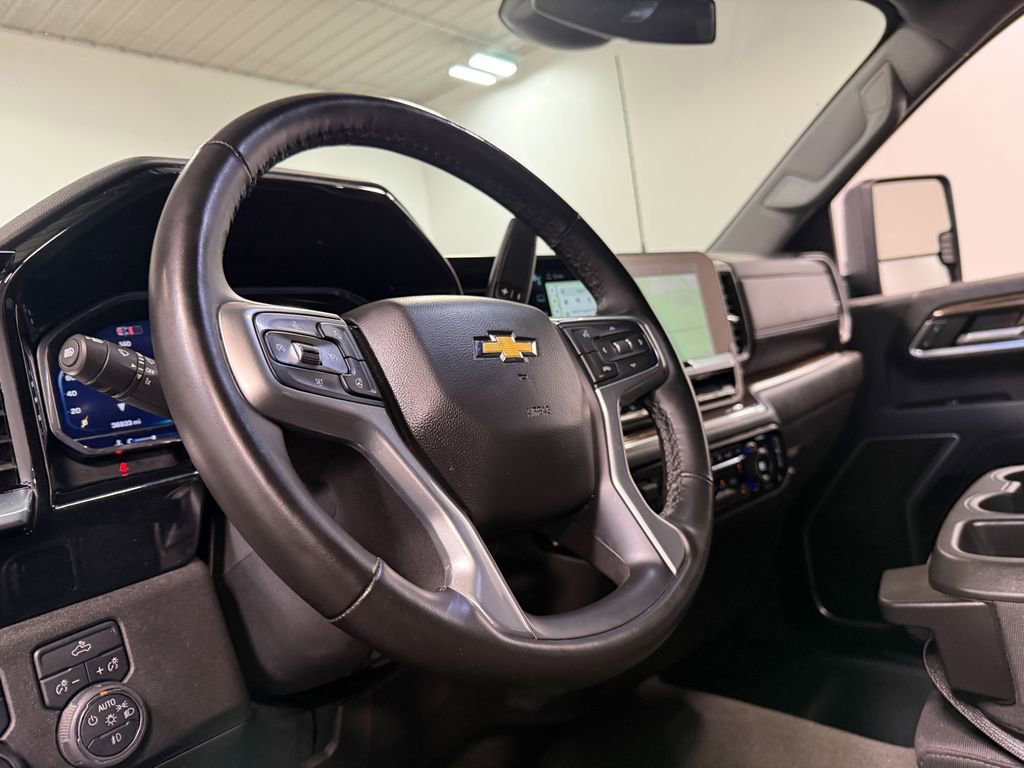 Used 2025 Chevrolet Silverado 2500 LT w/ Convenience Package AWD/4WD image 73