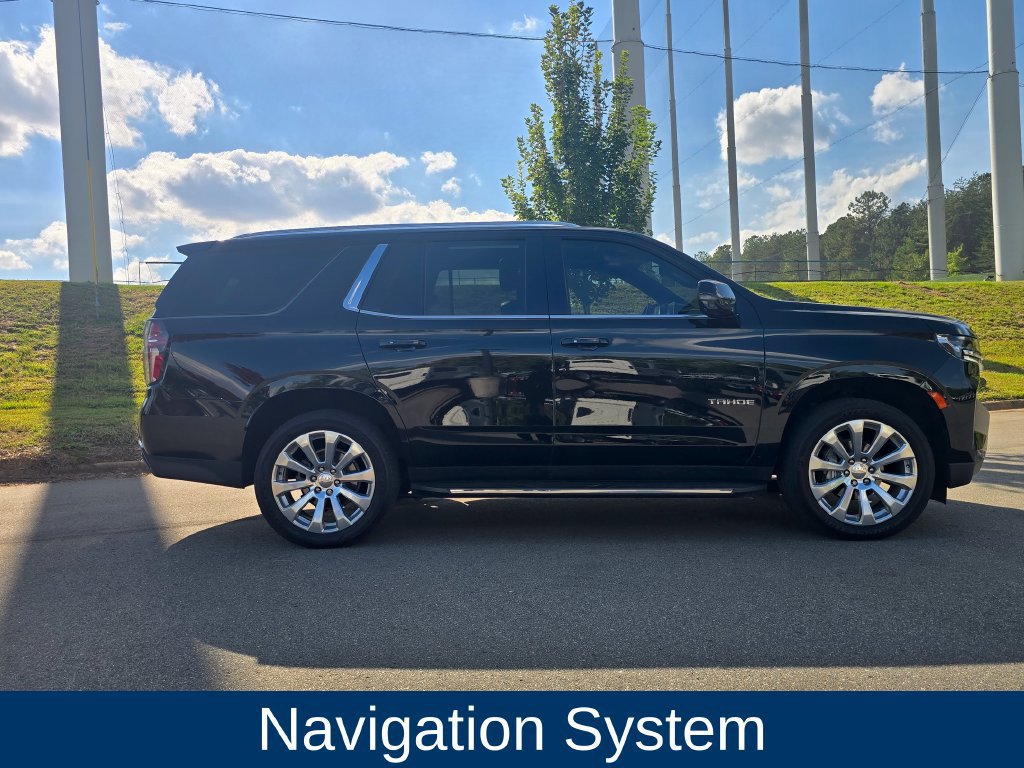 Used 2022 Chevrolet Tahoe LT w/ Luxury Package AWD/4WD image 2