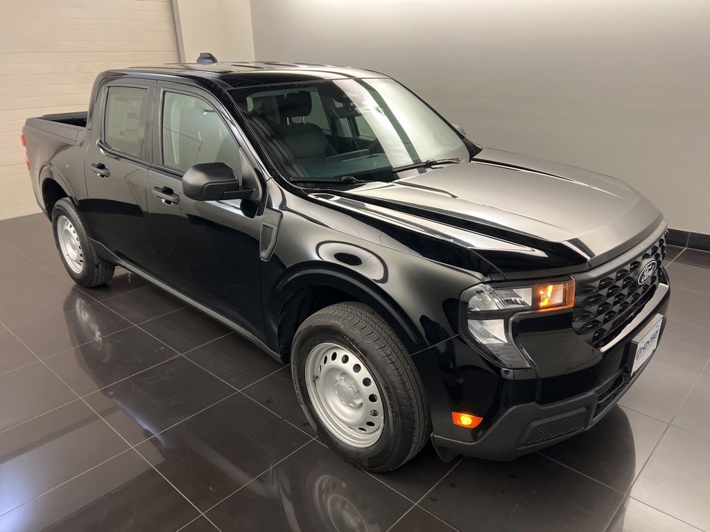 New 2025 Ford Maverick XL w/ Equipment Group 102A