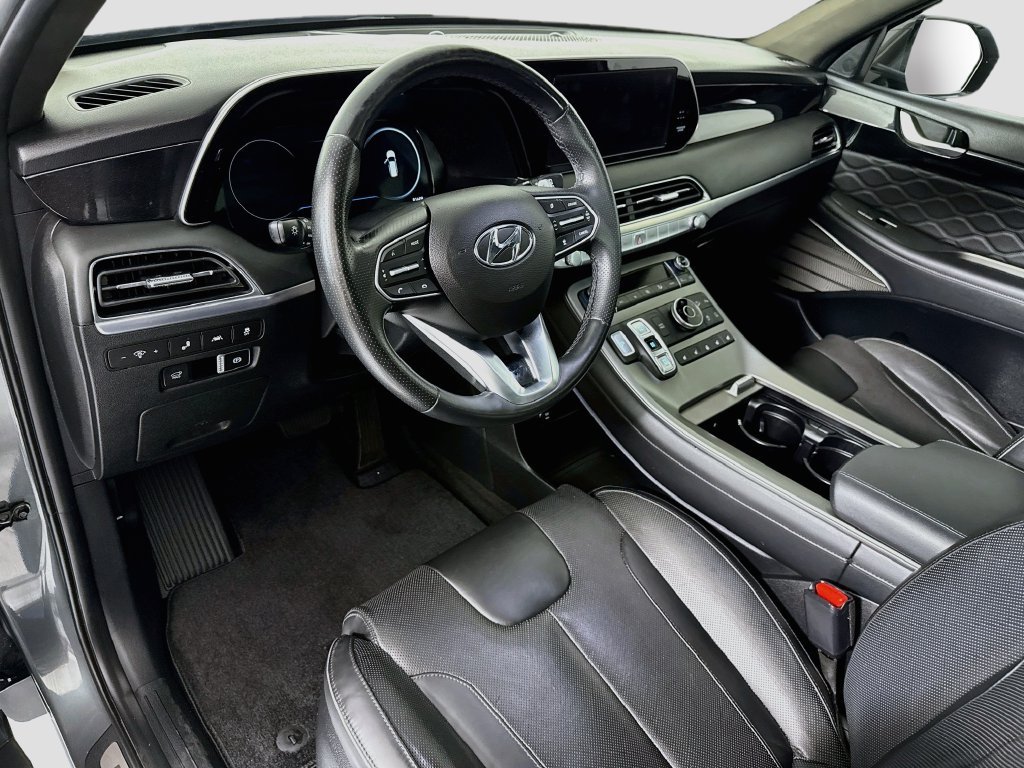 Used 2022 Hyundai Palisade Calligraphy w/ Winter Package AWD/4WD image 9